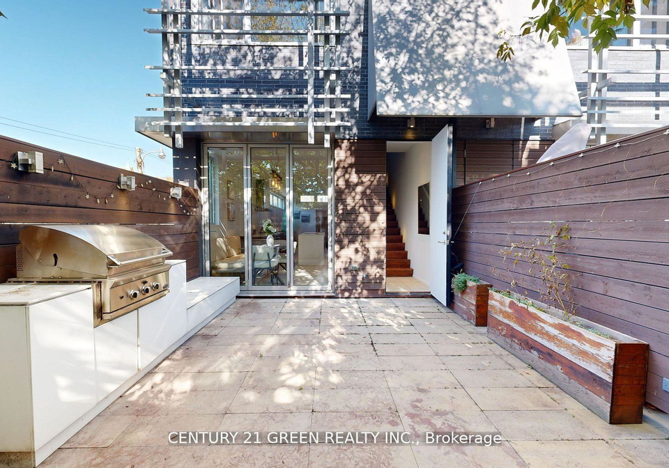 56-lippincott-street-toronto-ontario-c12353716