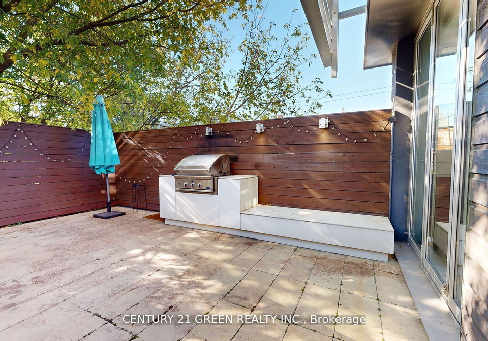 56-lippincott-street-toronto-ontario-c12353716