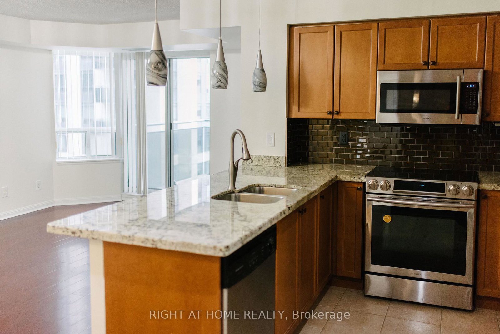 153-beecroft-road-toronto-ontario-c12353735