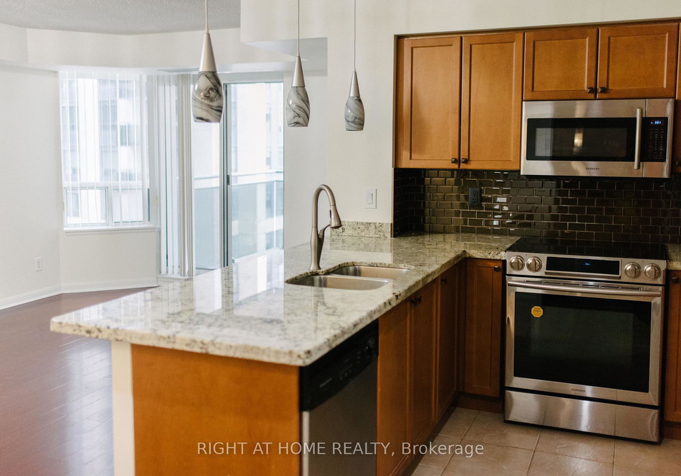153-beecroft-road-toronto-ontario-c12353735