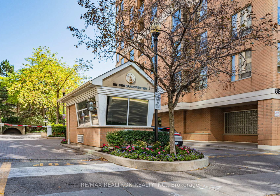 88-grandview-way-north-york-ontario-c12353996