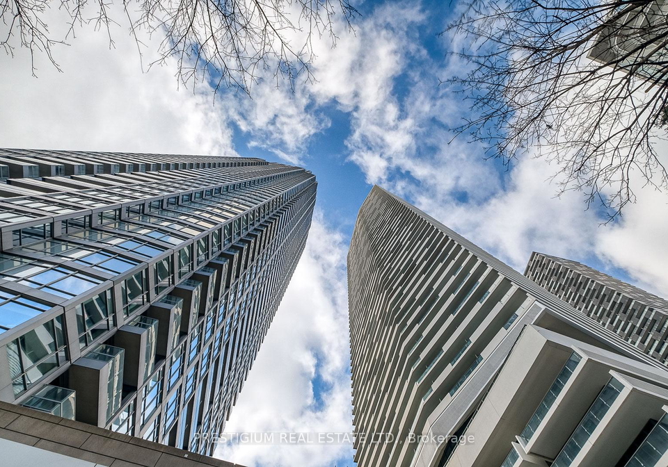 2221-yonge-street-toronto-ontario-c12354013