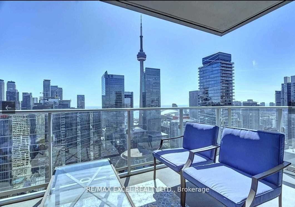 180-university-avenue-toronto-ontario-c12354173