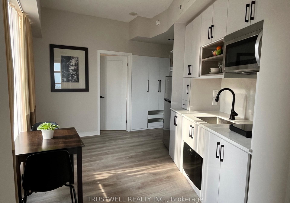 1-king-street-w-toronto-ontario-c12354235