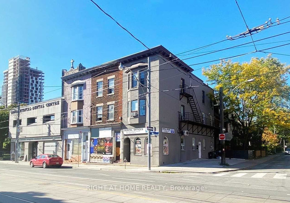 1-london-street-toronto-ontario-c12354266