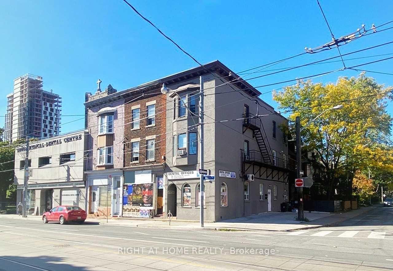 1-london-street-toronto-ontario-c12354273