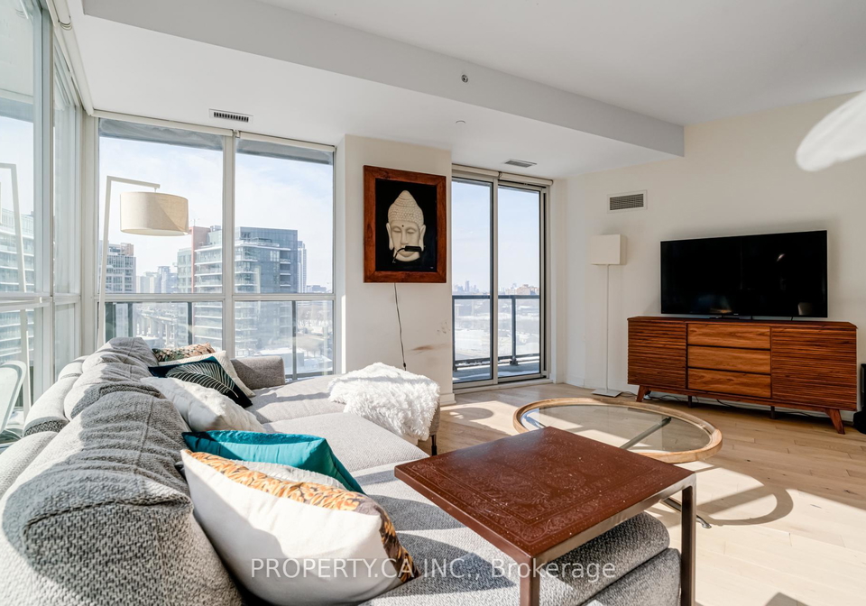 20-bruyeres-mews-toronto-ontario-c12354339