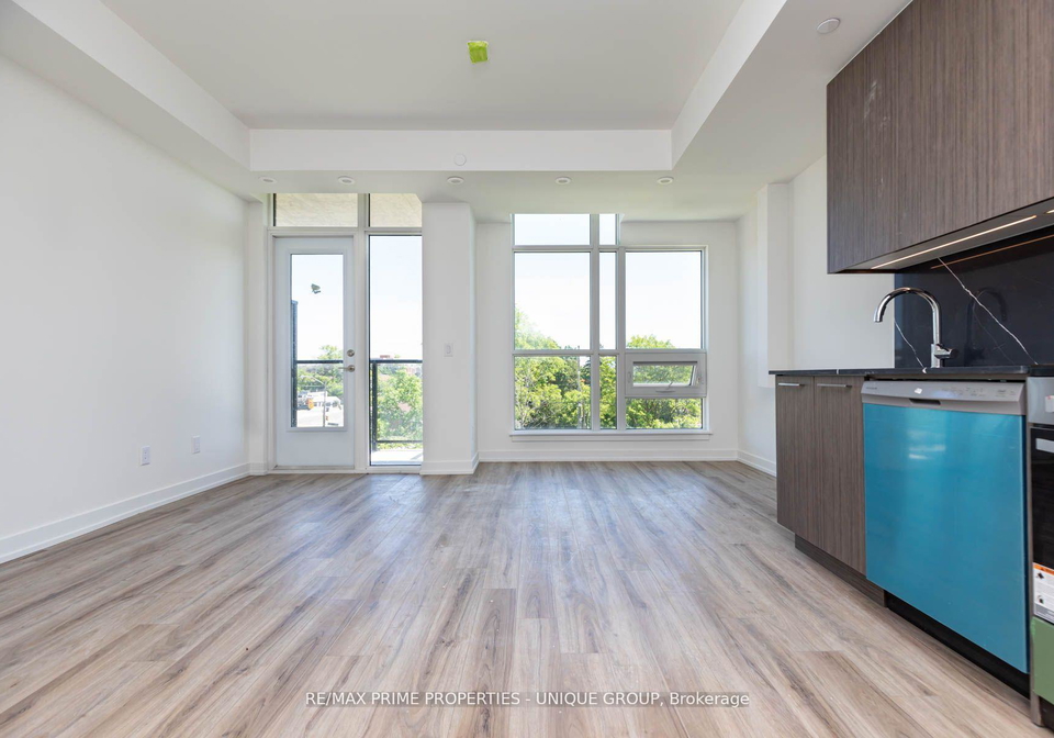 851-sheppard-avenue-w-toronto-ontario-c12354363