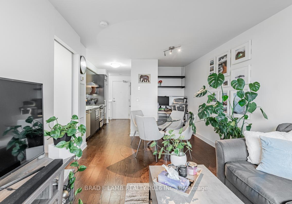 320-richmond-street-e-toronto-ontario-c12354376