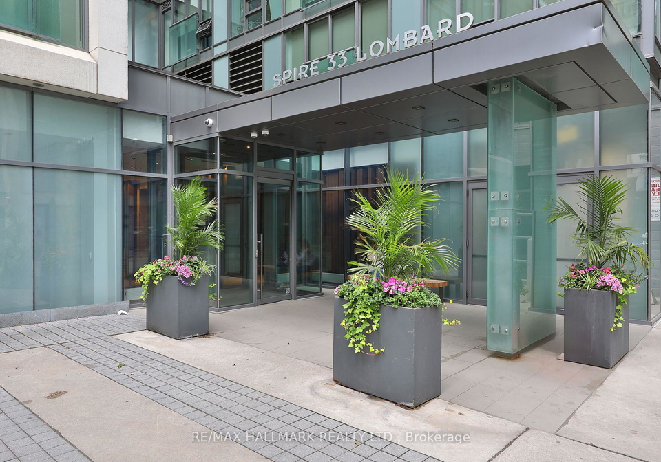 33-lombard-street-toronto-ontario-c12354410