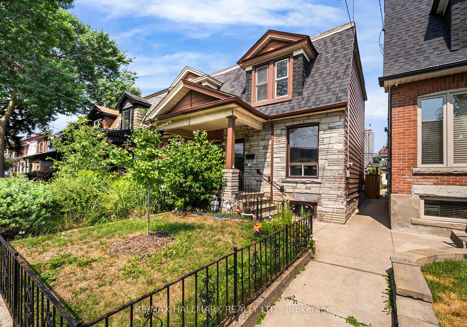 84-lindsey-avenue-toronto-ontario-c12354560