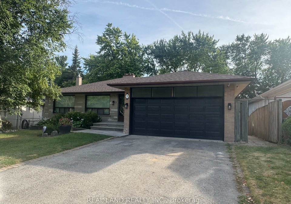 7-warlock-crescent-north-york-ontario-c12354675