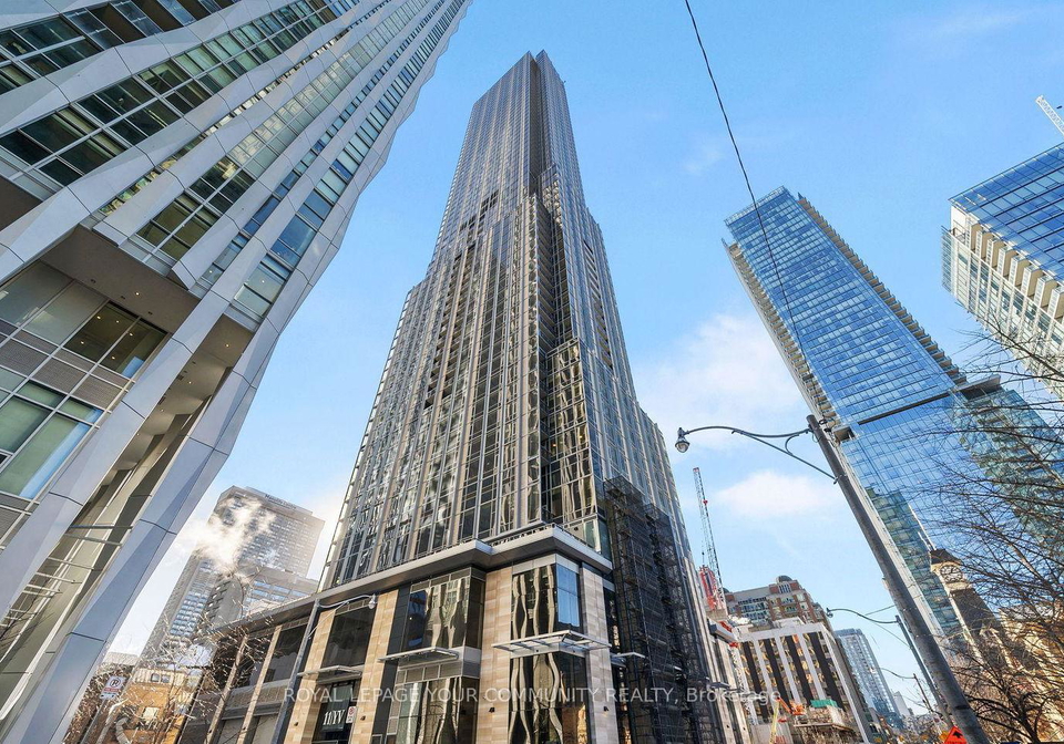 11-yorkville-avenue-toronto-ontario-c12354837