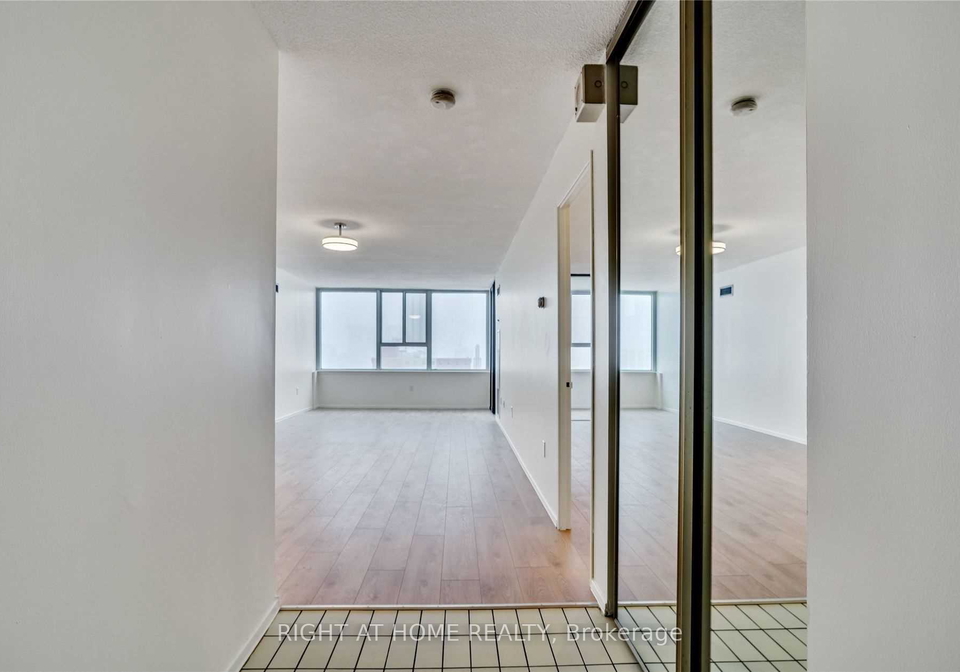 45-carlton-street-toronto-ontario-c12354999