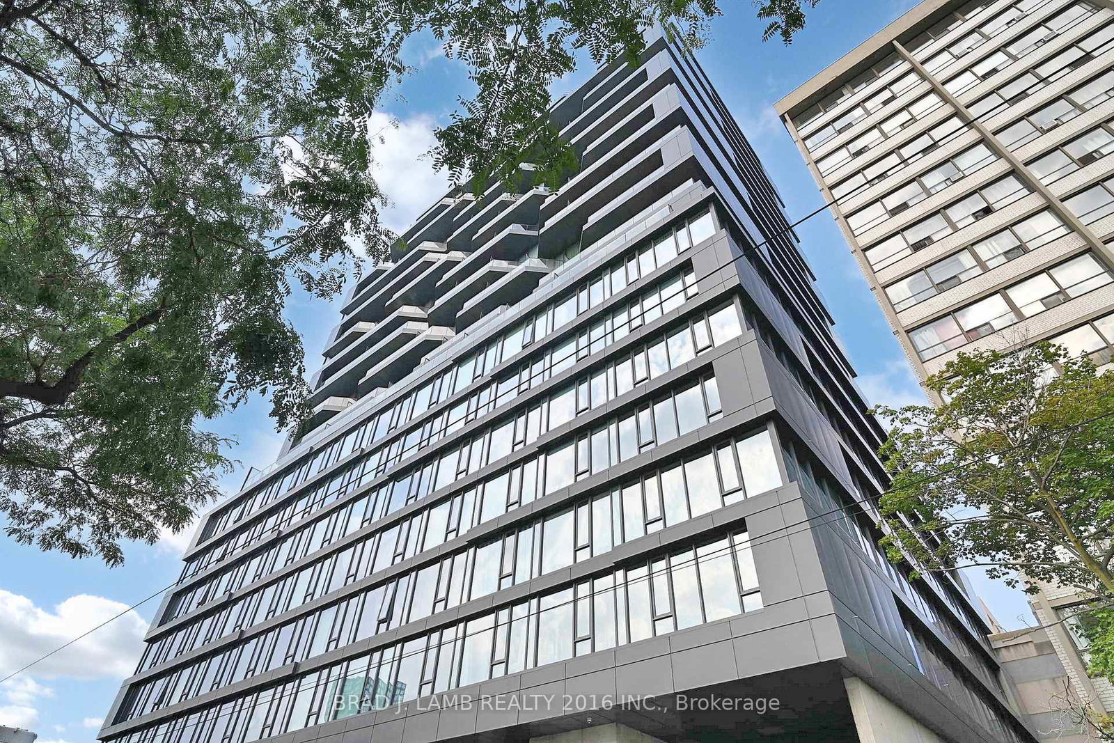 195-mccaul-street-toronto-ontario-c12355331