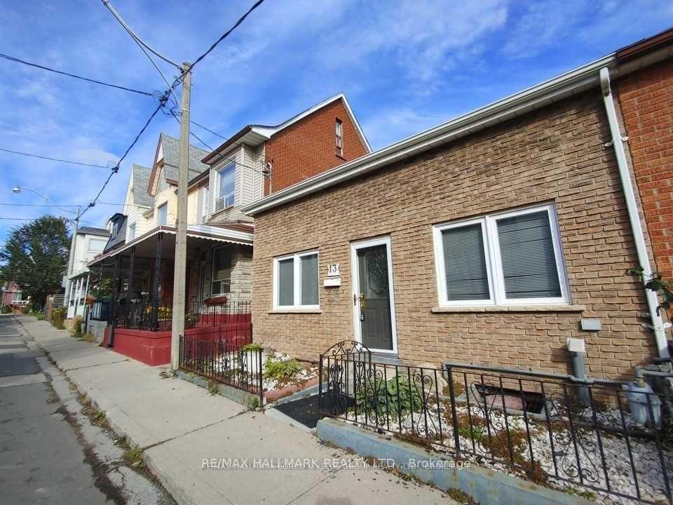13-northern-place-toronto-ontario-c12355496