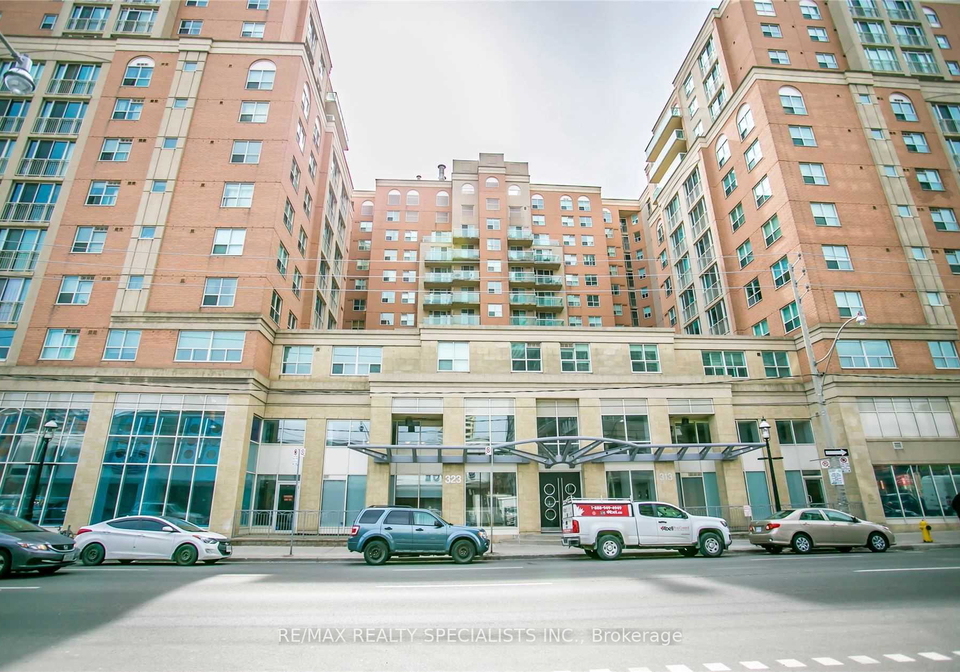 323-richmond-street-toronto-ontario-c12355524