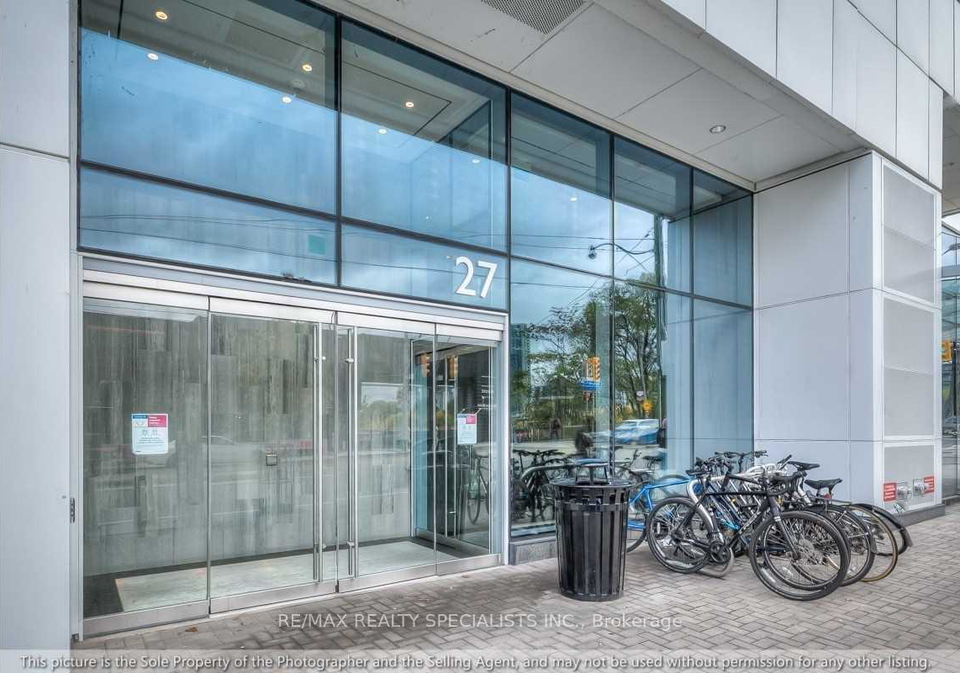 27-bathurst-street-toronto-ontario-c12355534