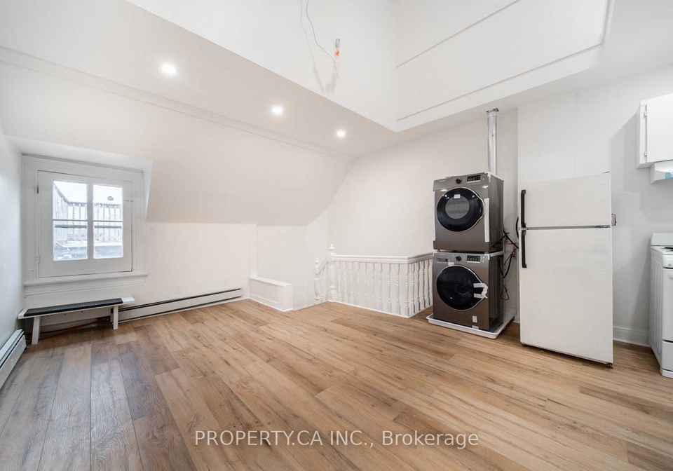 193-augusta-avenue-toronto-ontario-c12355543
