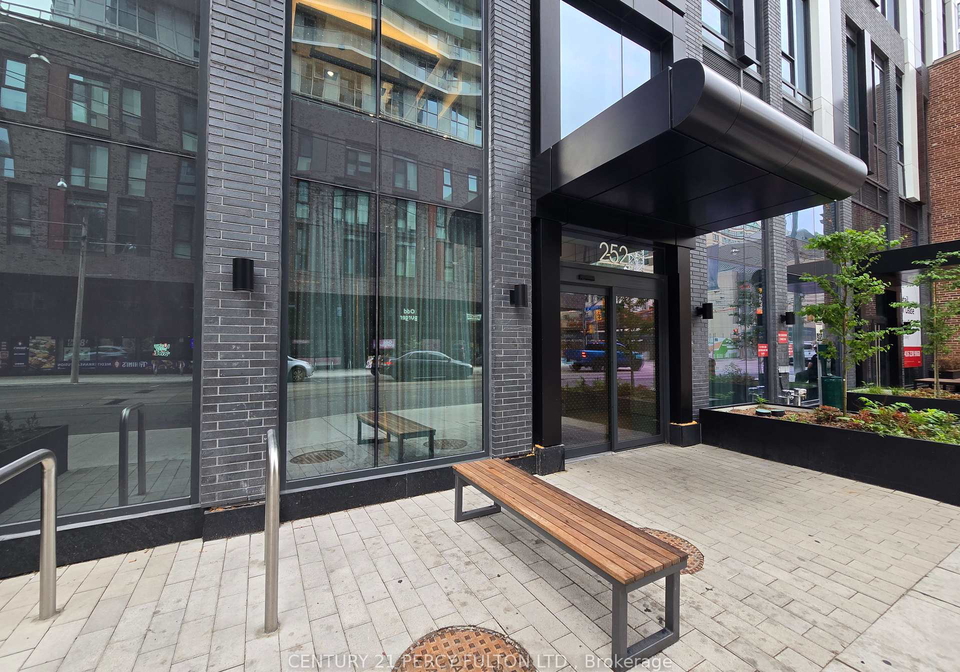 252-church-street-toronto-ontario-c12355637