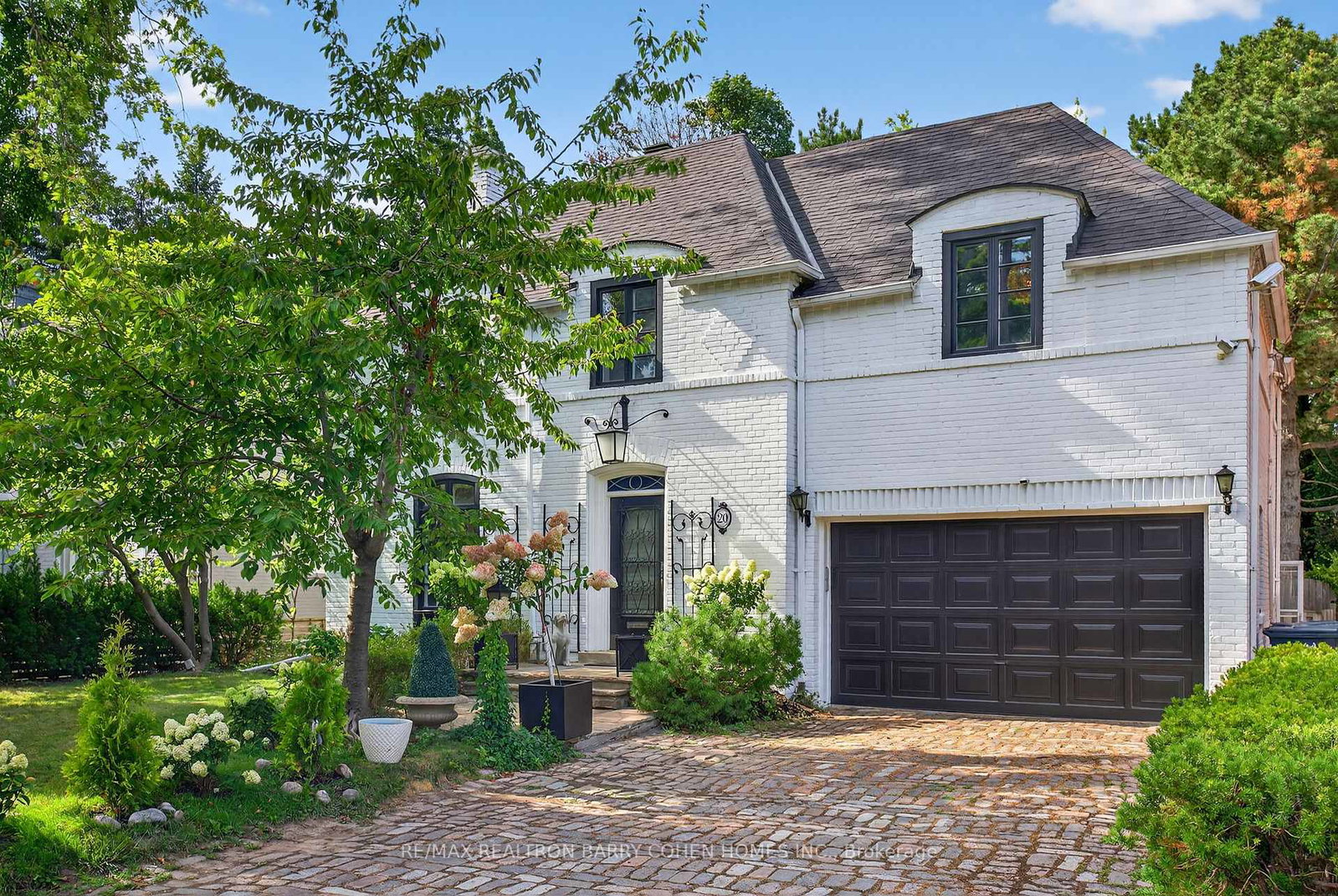 20-dewbourne-avenue-toronto-ontario-c12355647