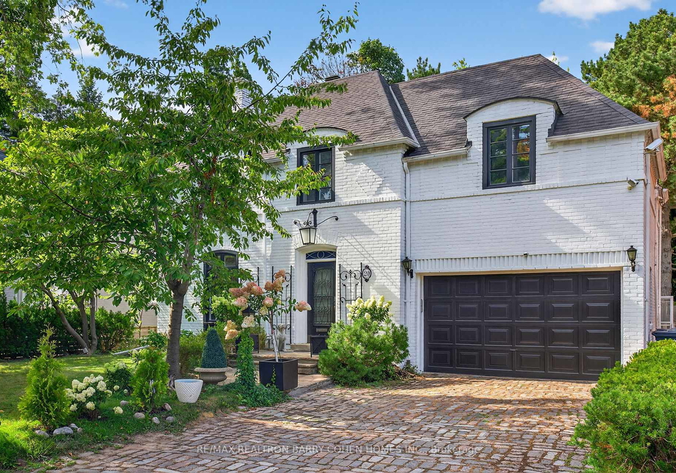 20-dewbourne-avenue-toronto-ontario-c12355647