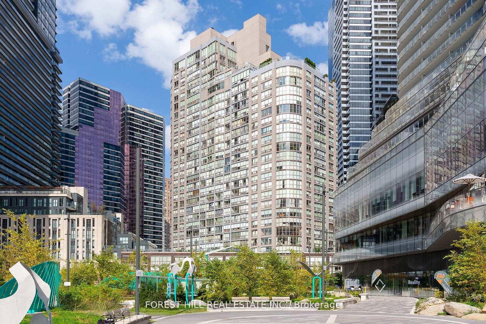 24-wellesley-street-w-toronto-ontario-c12355653