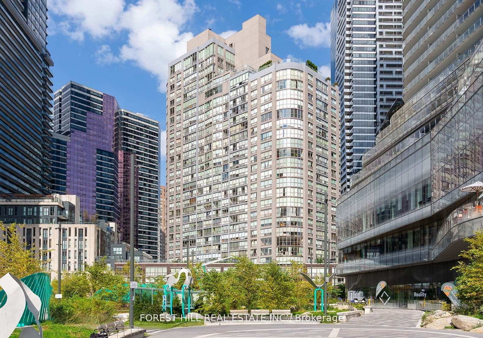 24-wellesley-street-w-toronto-ontario-c12355653