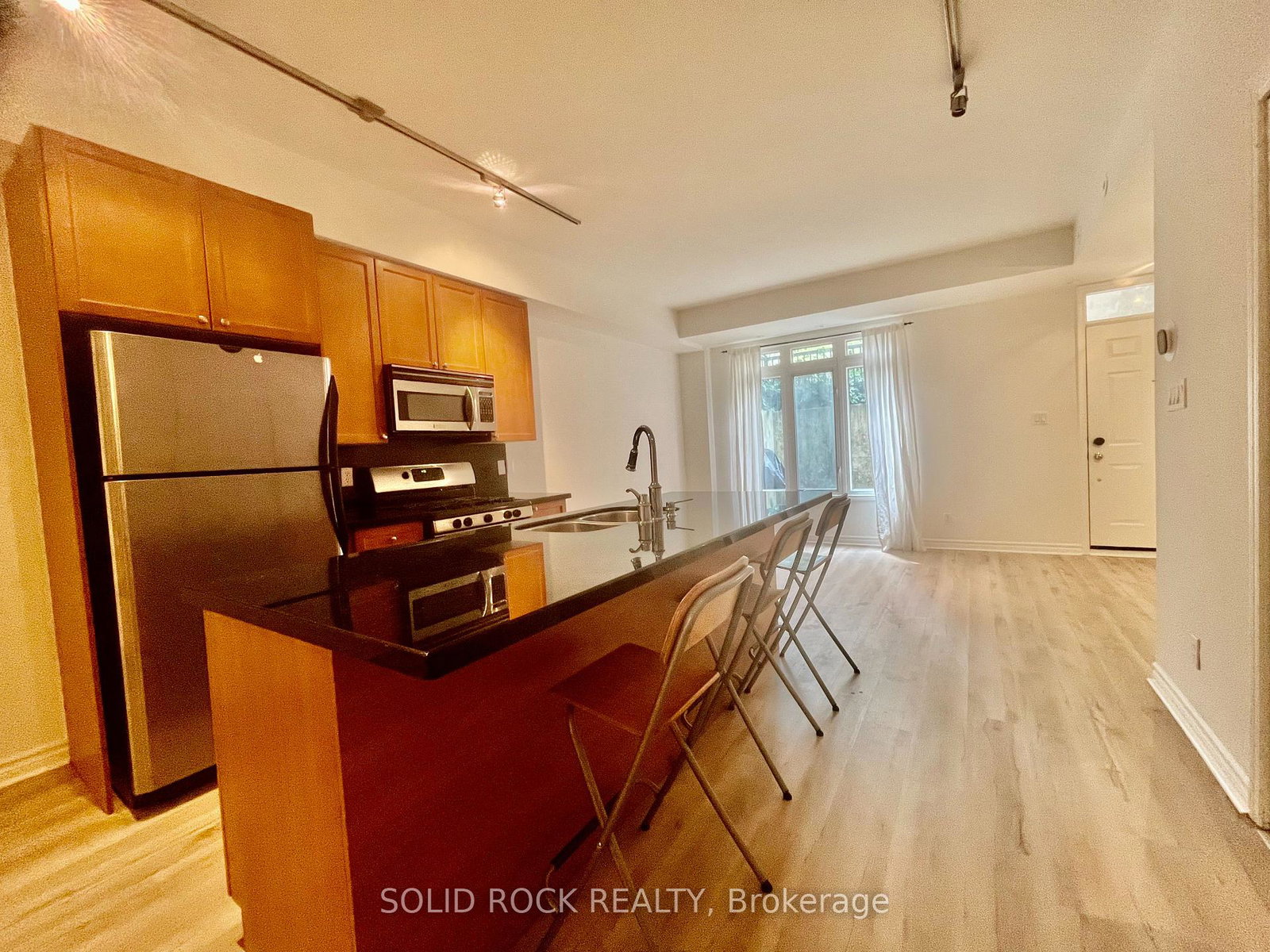 60-carr-street-toronto-ontario-c12355734