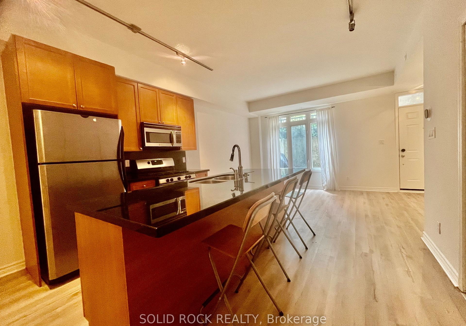 60-carr-street-toronto-ontario-c12355734