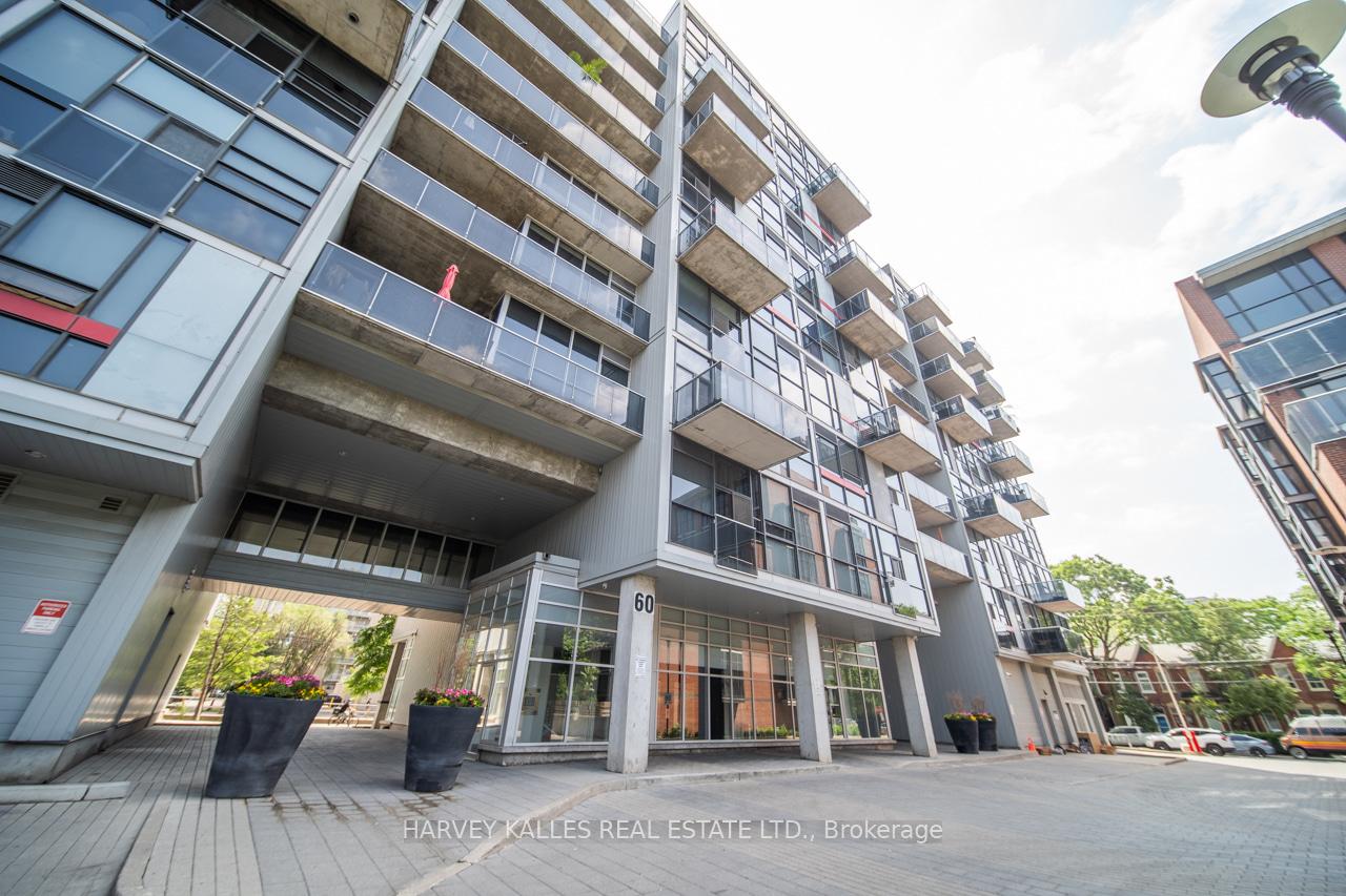 60-bathurst-street-toronto-ontario-c12356092
