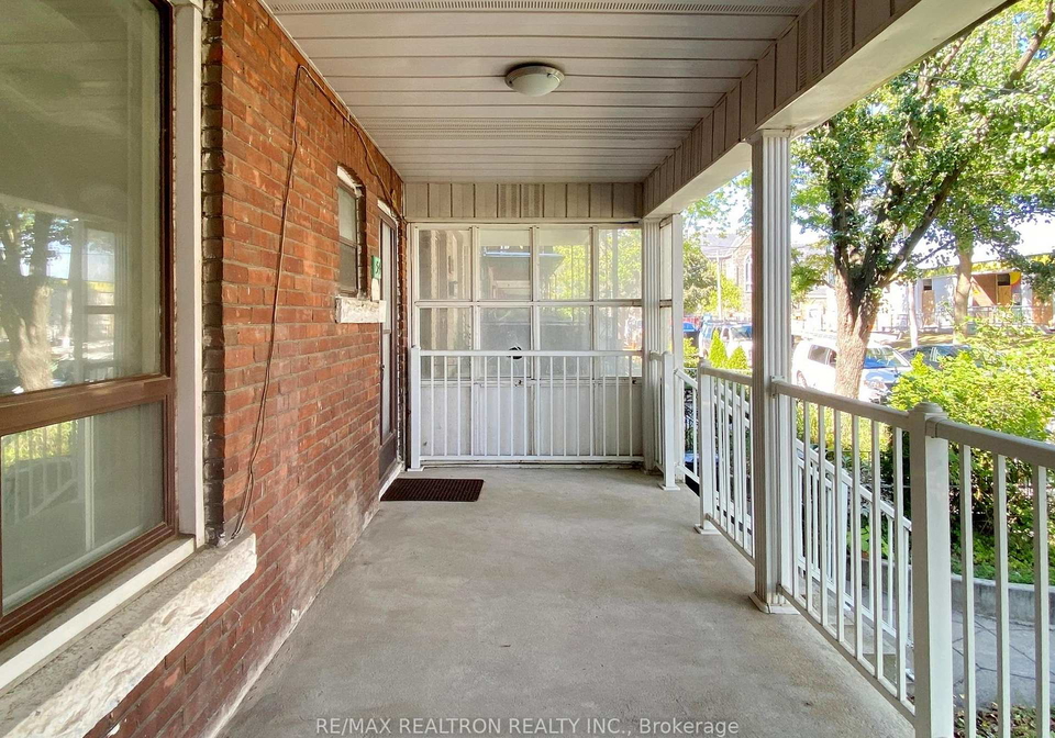 54-grace-street-toronto-ontario-c12356241