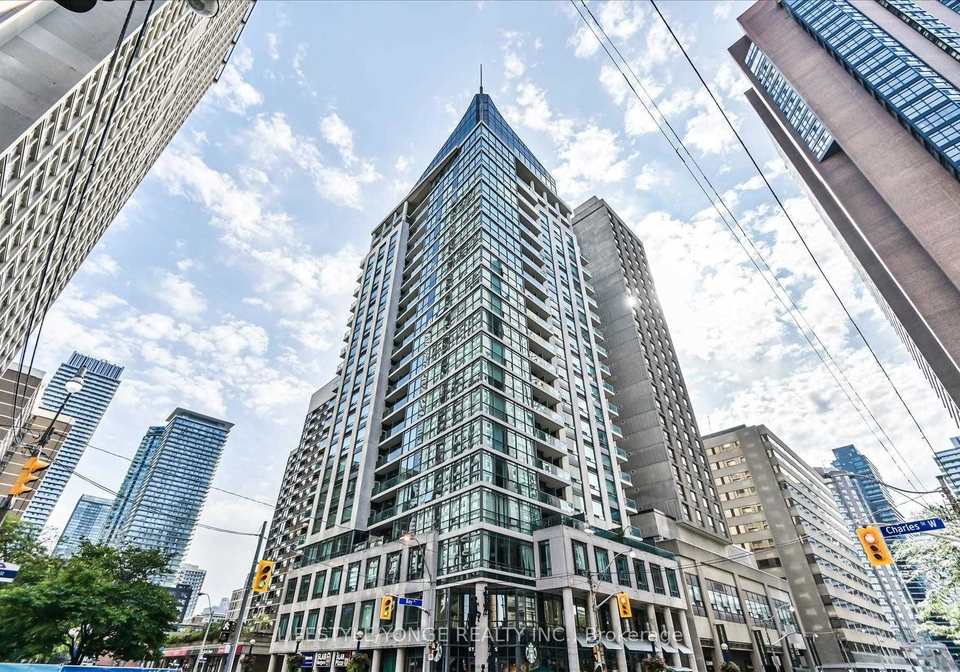 1121-bay-street-toronto-ontario-c12356248