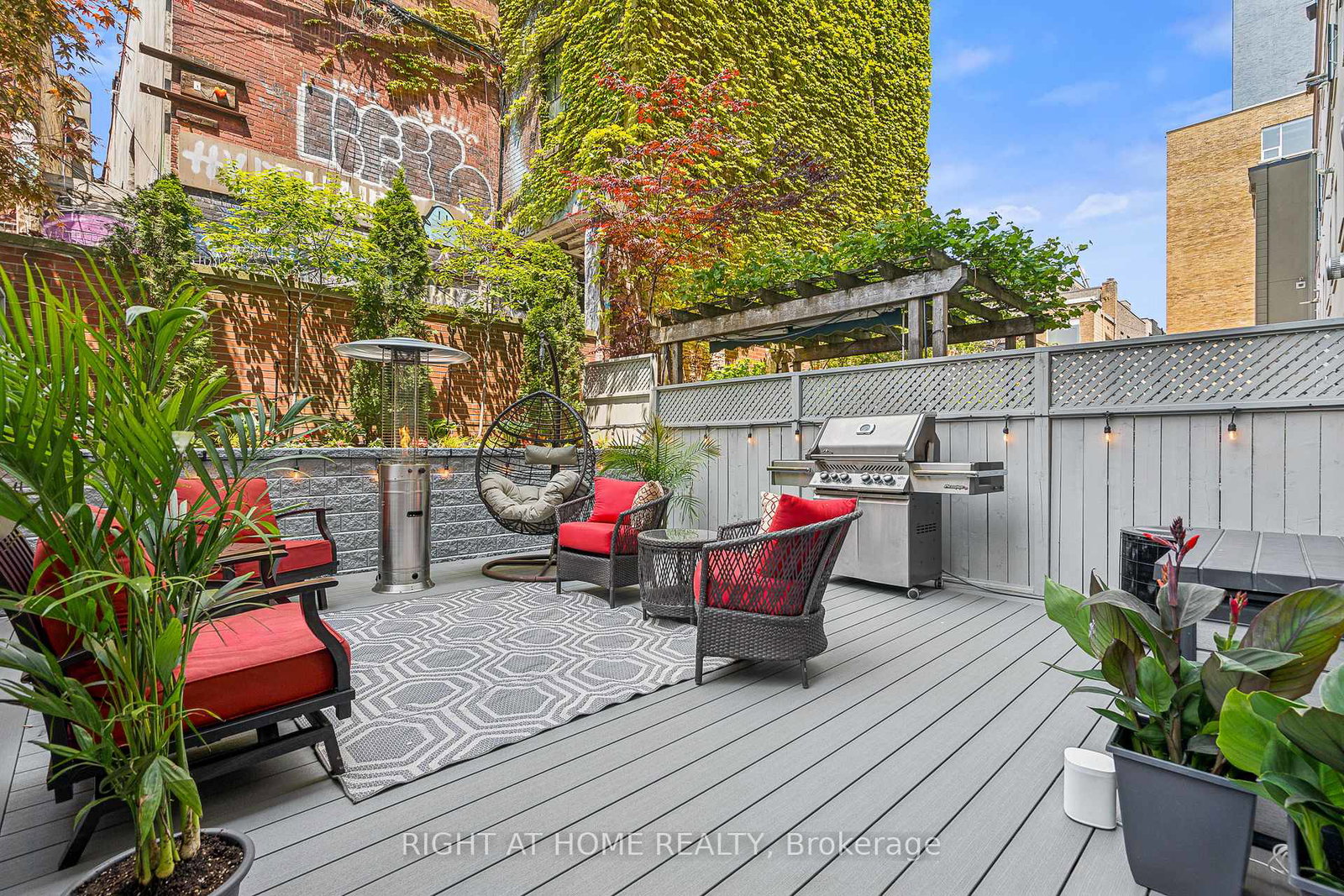 500-richmond-street-w-toronto-ontario-c12356277