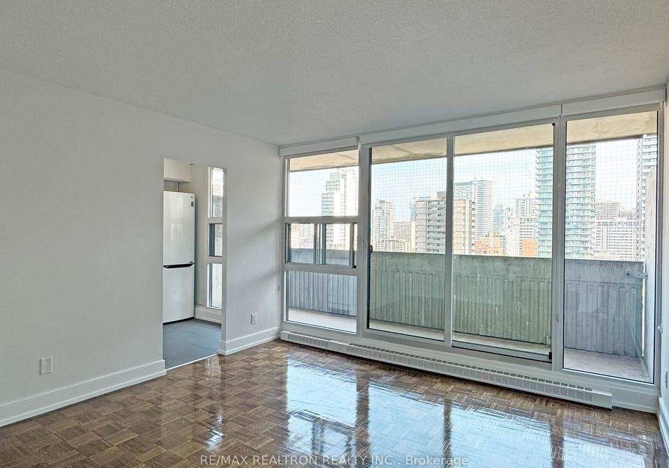 33-isabella-street-toronto-ontario-c12356324