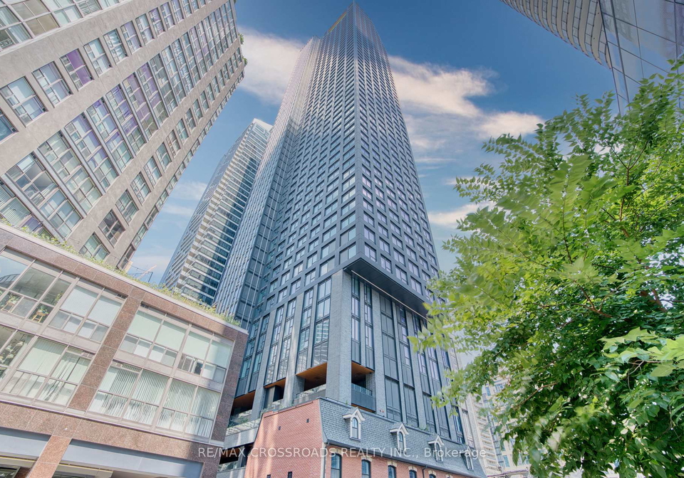 8-wellesley-street-w-toronto-ontario-c12356353