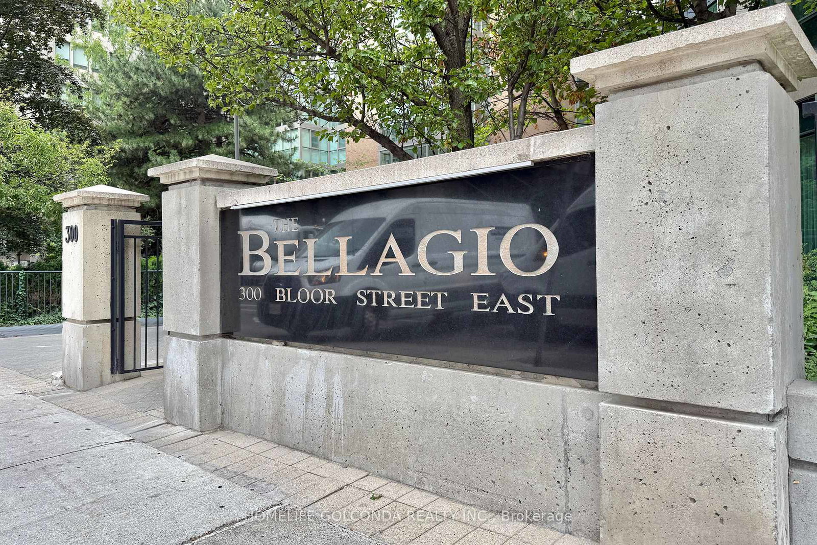 300-bloor-street-e-toronto-ontario-c12356431