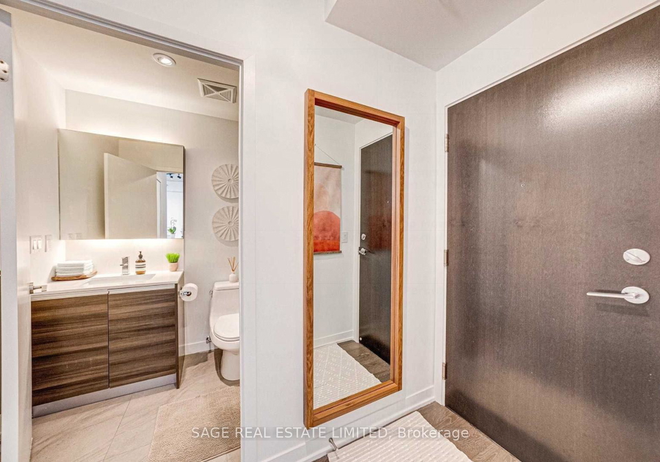 8-gladstone-avenue-toronto-ontario-c12356485