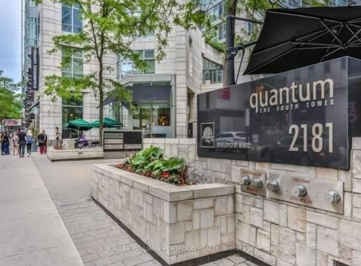 2181-yonge-street-toronto-ontario-c12356542