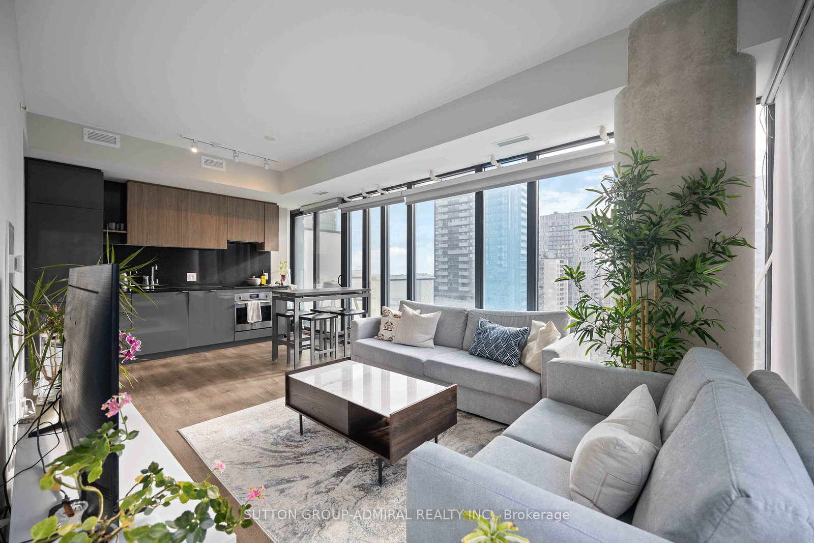 161-roehampton-avenue-toronto-ontario-c12356667