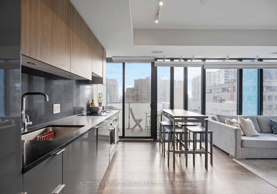 161-roehampton-avenue-toronto-ontario-c12356667