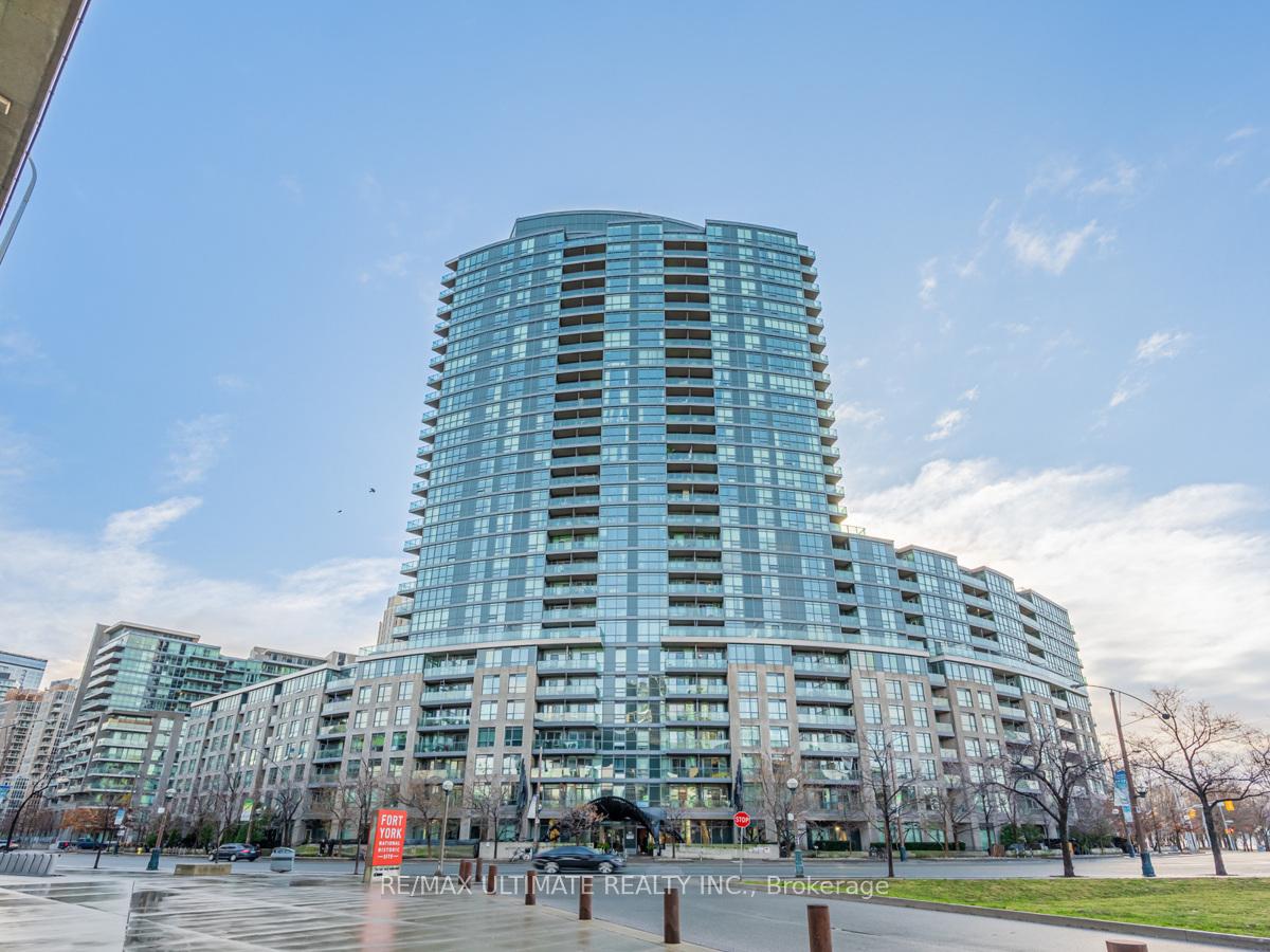 231-fort-york-boulevard-toronto-ontario-c12356781