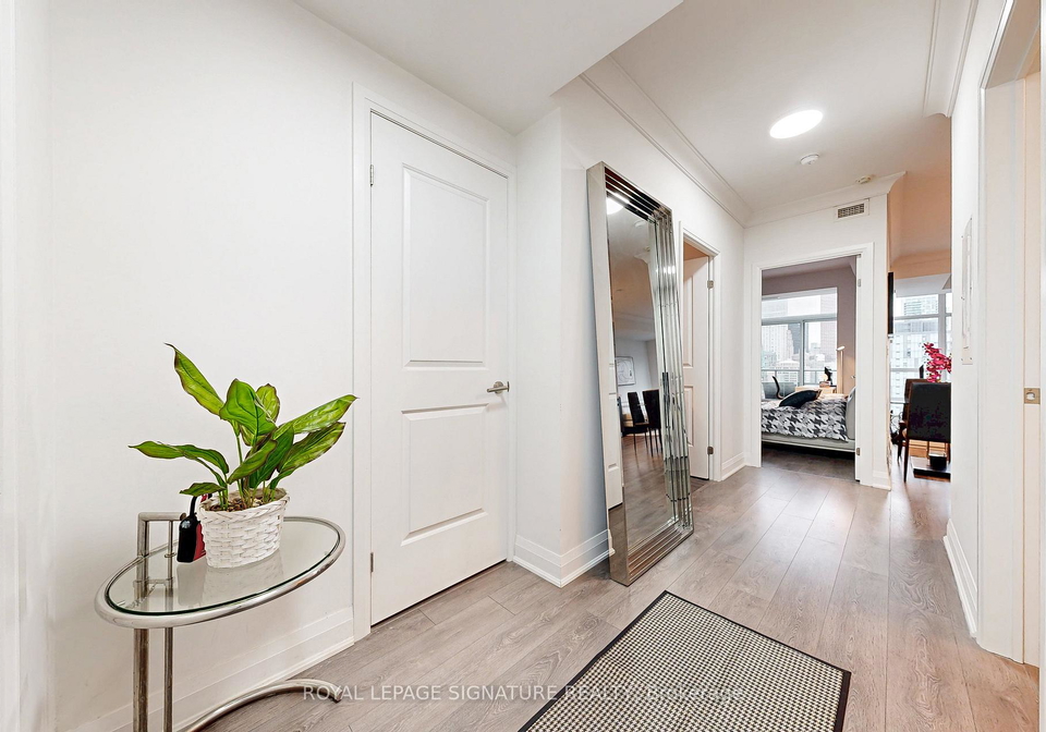 400-adelaide-street-e-toronto-ontario-c12356914