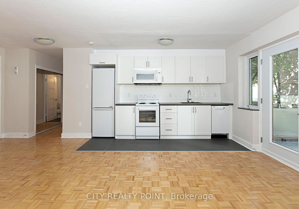 95-lawton-boulevard-toronto-ontario-c12357104