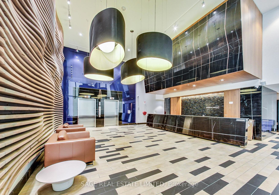 111-bathurst-street-n-toronto-ontario-c12357245