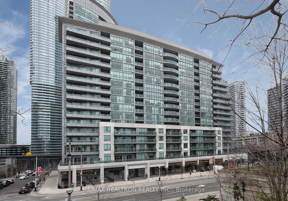 25-lower-simcoe-street-toronto-ontario-c12357299