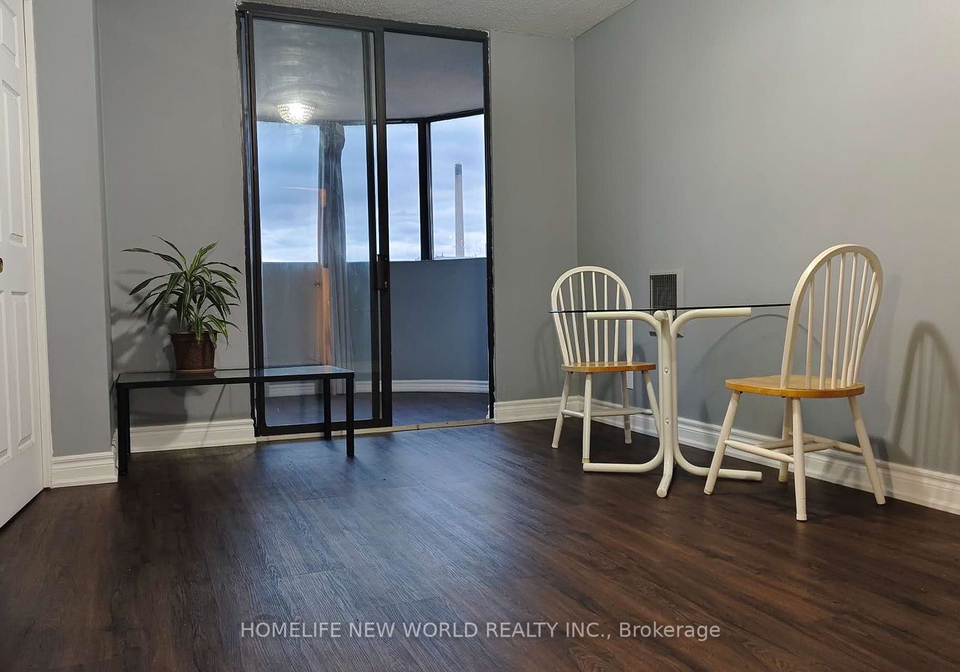 519-dundas-street-w-toronto-ontario-c12357517