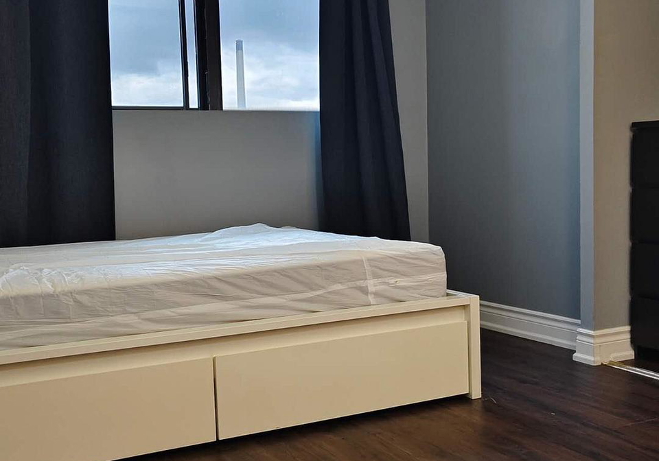 519-dundas-street-w-toronto-ontario-c12357517