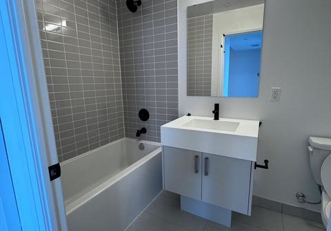 280-dundas-street-w-toronto-ontario-c12357685