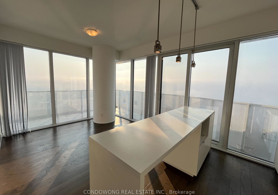 88-harbour-street-toronto-ontario-c12357746